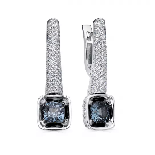 Серьги с бриллиантами из золота